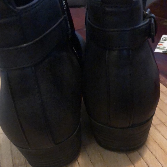 Dress shoes - Picture 3 of 5